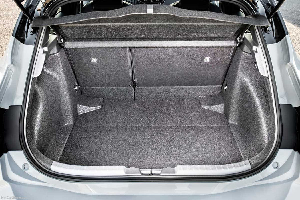 Tavita portbagaj Toyota Corolla Hybrid fabricatie 2019 - prezent, caroserie hatchback, portbagaj inferior, fara podea dubla #1
