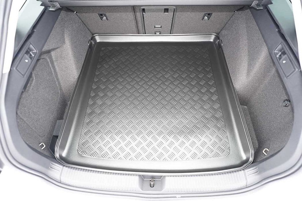 Tavita portbagaj Volkswagen Golf 8 MHEV fabricatie 11.2020 - prezent, caroserie combi, portbagaj superior, podea variabila in pozitie superioara #1