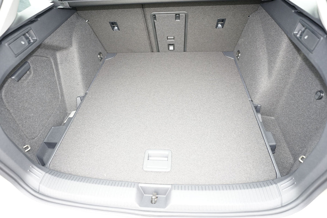 Tavita portbagaj Volkswagen Golf 8 MHEV fabricatie 11.2020 - prezent, caroserie combi, portbagaj superior, podea variabila in pozitie superioara #1
