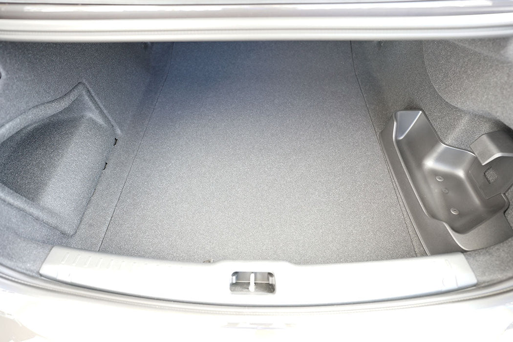 Tavita portbagaj Volvo S90 Recharge Plug-in Hybrid fabricatie 2019 - prezent, caroserie sedan #1