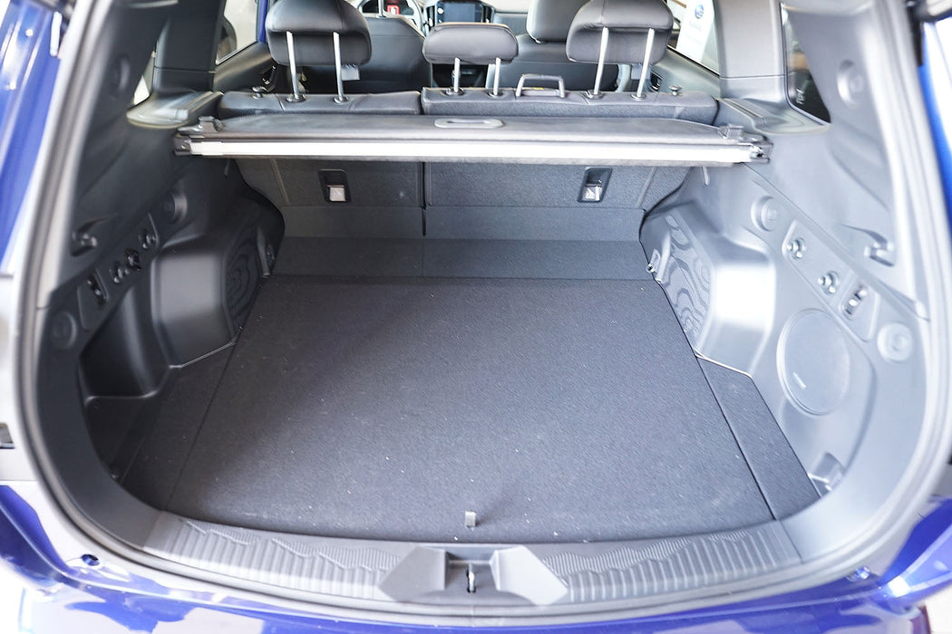 Tavite portbagaj Subaru Forester VI e-Boxer, caroserie suv, an fabricatie 11.2024 - prezent, cu/fara subwoofer, ureche detasabila pe dreapta