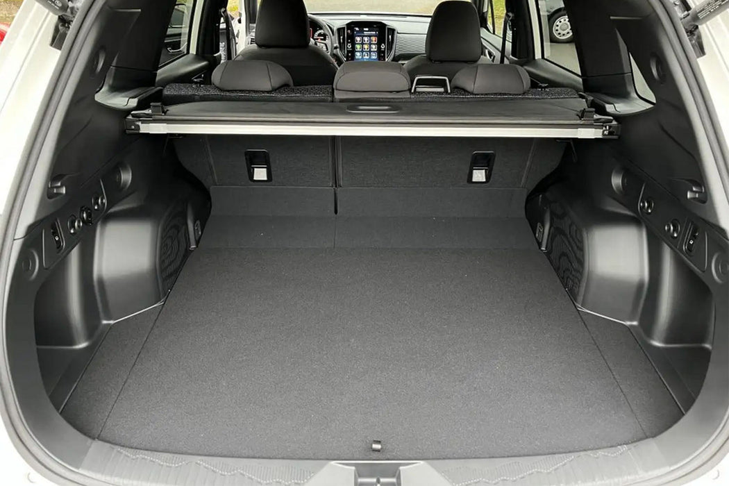 Tavite portbagaj Subaru Forester VI e-Boxer, caroserie suv, an fabricatie 11.2024 - prezent, cu/fara subwoofer, ureche detasabila pe dreapta