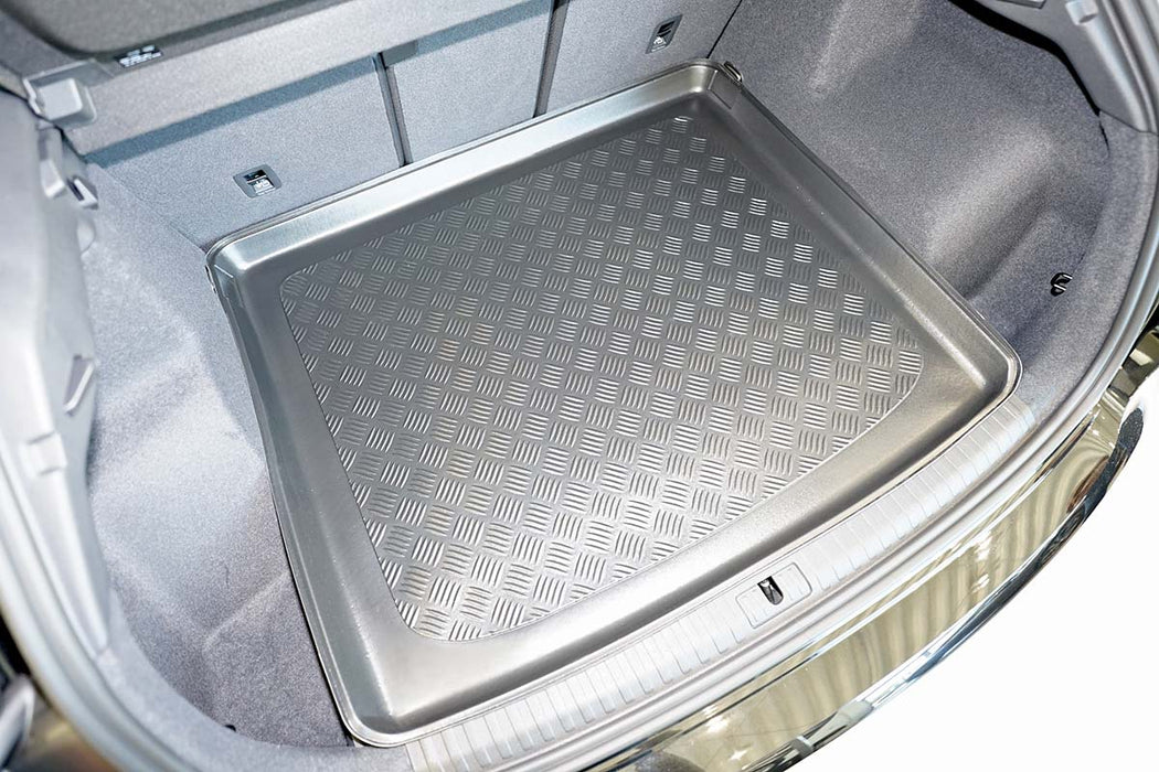 Tavita portbagaj Audi Q3 II PHEV fabricatie 01.2021 - prezent, caroserie suv, portbagaj superior, podea variabila in pozitie superioara #1