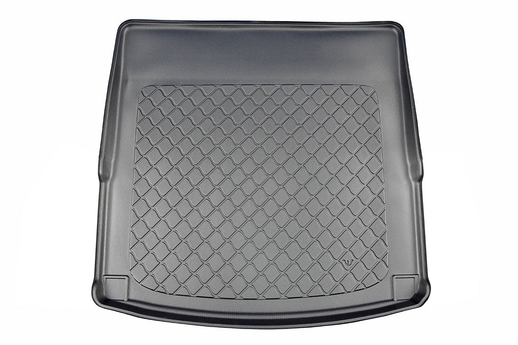 Tavita portbagaj Mercedes CLA II fabricatie 05.2019 - prezent, caroserie coupe, cu urechi laterale detasabile, nu corespunde pentru PHEV #1