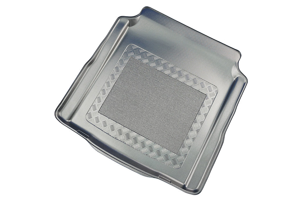 Tavita portbagaj BMW M3 G80 fabricatie 03.2021 - prezent, caroserie sedan, nu corespunde pentru PHEV #1