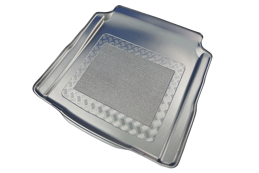 Tavita portbagaj BMW M3 G80 fabricatie 03.2021 - prezent, caroserie sedan, nu corespunde pentru PHEV #1