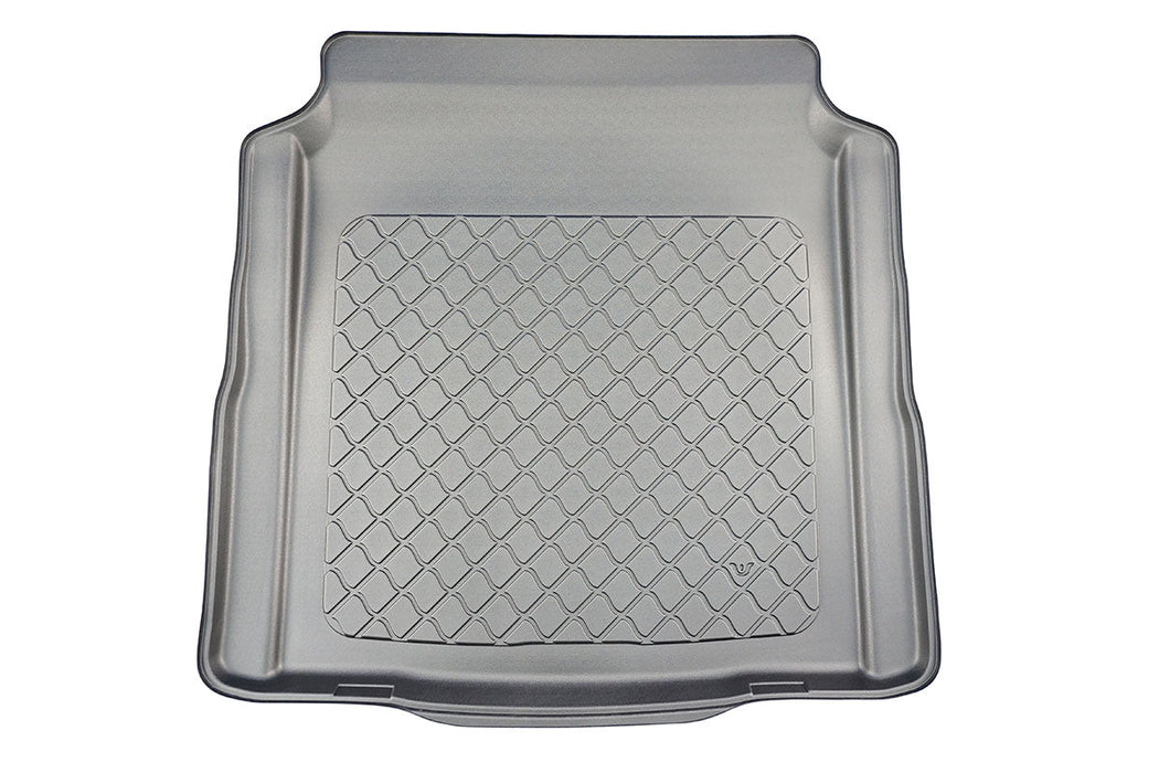 Tavita portbagaj BMW M3 G80 fabricatie 03.2021 - prezent, caroserie sedan, nu corespunde pentru PHEV #2