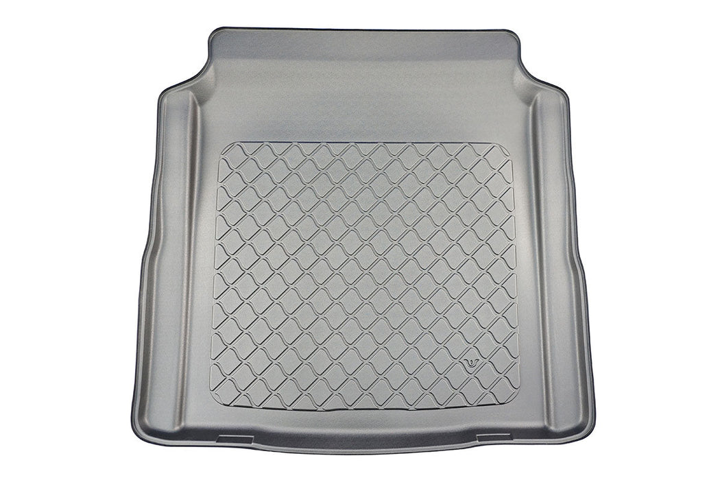 Tavita portbagaj BMW M3 G80 fabricatie 03.2021 - prezent, caroserie sedan, nu corespunde pentru PHEV #2