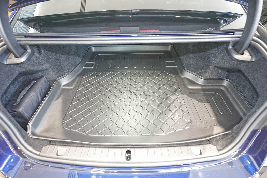 Tavita portbagaj BMW Seria 7L G12 PHEV fabricatie 07.2016 - 10.2022, caroserie sedan, inclusiv facelift, ampatament normal / ampatament lung #1