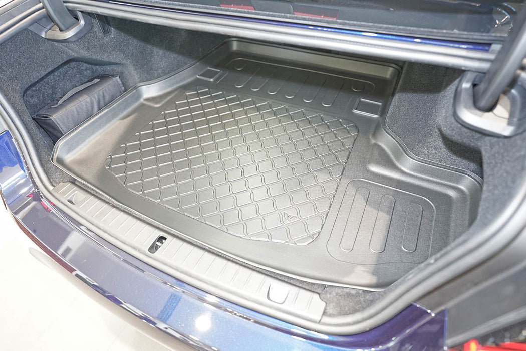 Tavita portbagaj BMW Seria 7L G12 PHEV fabricatie 07.2016 - 10.2022, caroserie sedan, inclusiv facelift, ampatament normal / ampatament lung #1