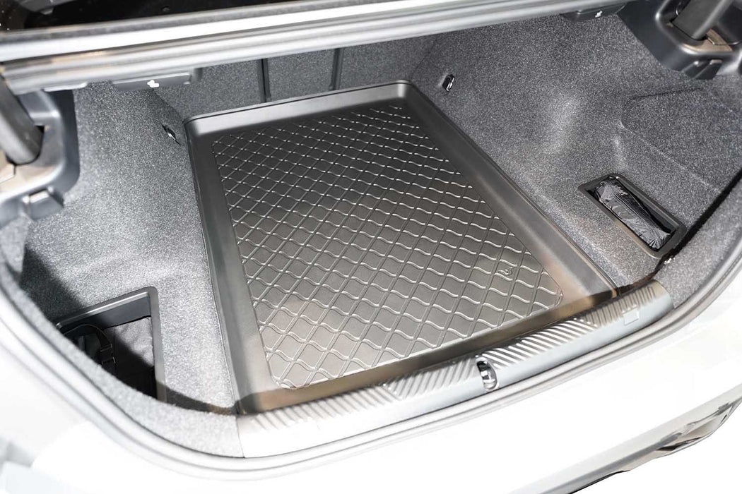 Tavita portbagaj BMW M5 G90 PHEV fabricatie 07.2024 - prezent, caroserie sedan, nu corespunde pentru electric #2