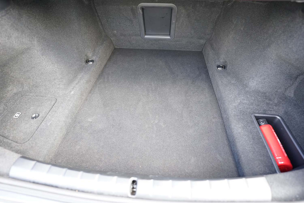 Tavita portbagaj BMW Seria 7 G70 fabricatie 2022 - prezent, caroserie sedan #1