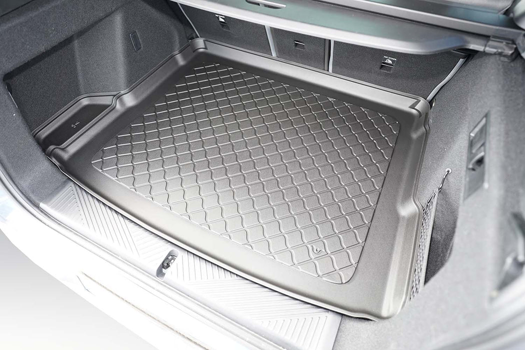 Tavita portbagaj BMW X3 G45 MHEV fabricatie 11.2024 - prezent, caroserie suv, cu ureche detasabila pe stanga #1