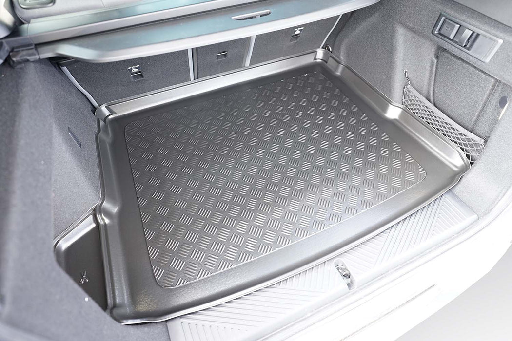 Tavita portbagaj BMW X3 G45 MHEV fabricatie 11.2024 - prezent, caroserie suv, cu ureche detasabila pe stanga #2