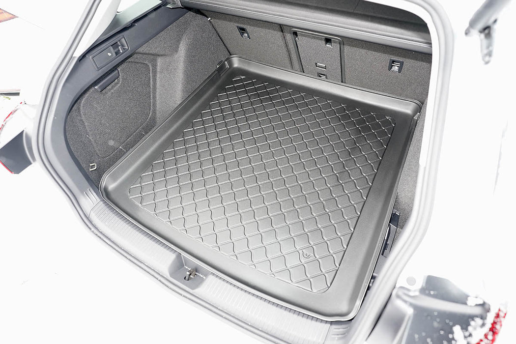 Tavita portbagaj Volkswagen Golf 8 MHEV fabricatie 11.2020 - prezent, caroserie combi, portbagaj superior, podea variabila in pozitie superioara #2