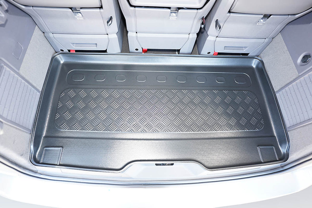 Tavite portbagaj Volkswagen T7 Multivan, caroserie van, an fabricatie 10.2021 - prezent, ampatament lung, in spatele randului 3