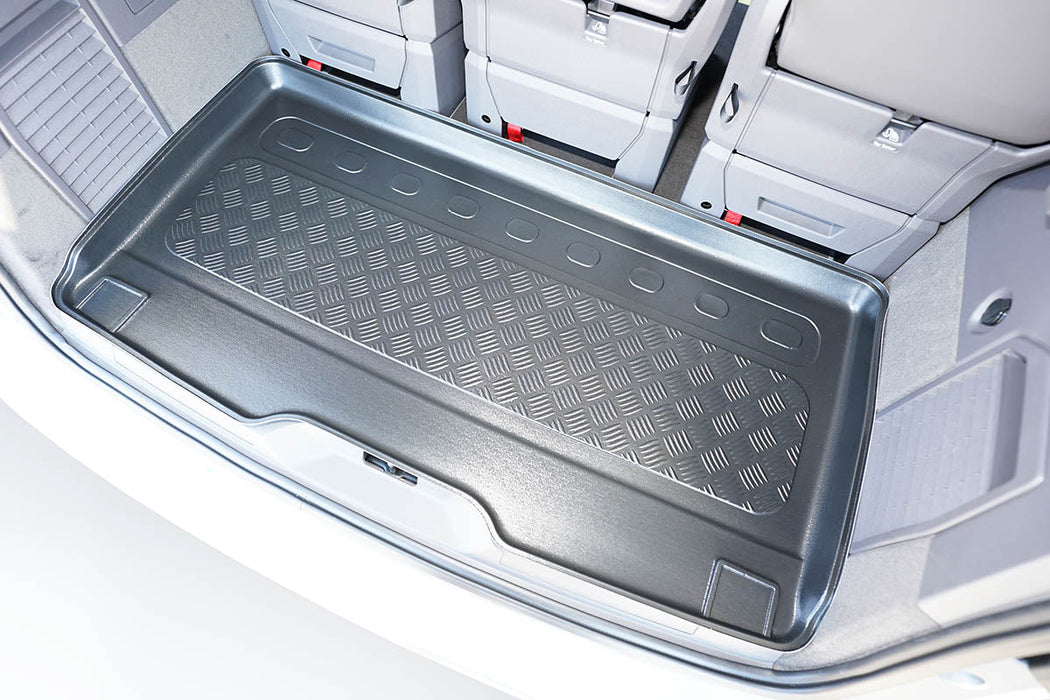 Tavite portbagaj Volkswagen T7 Multivan, caroserie van, an fabricatie 10.2021 - prezent, ampatament lung, in spatele randului 3