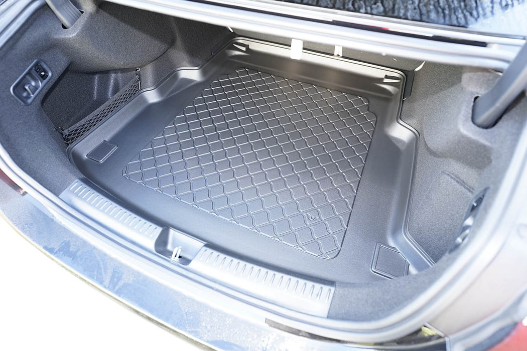 Tavita portbagaj Mercedes E-Class W214 fabricatie 05.2023 - prezent, caroserie sedan, nu corespunde pentru PHEV #2