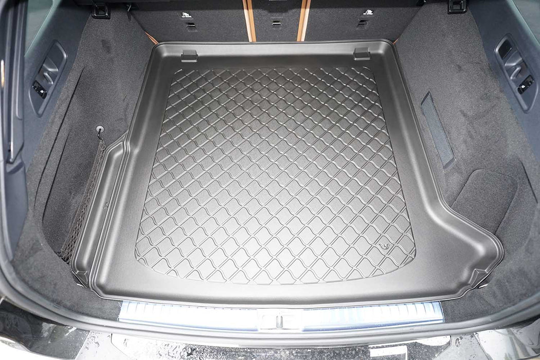 Tavite portbagaj Mercedes E-Class W214 T-Modell, caroserie combi, an fabricatie 08.2023 - prezent, nu corespunde pentru phev, cu ureche detasabila pe stanga
