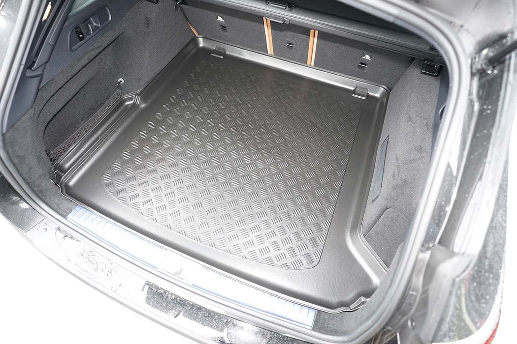 Tavite portbagaj Mercedes E-Class W214 T-Modell, caroserie combi, an fabricatie 08.2023 - prezent, nu corespunde pentru phev, cu ureche detasabila pe stanga