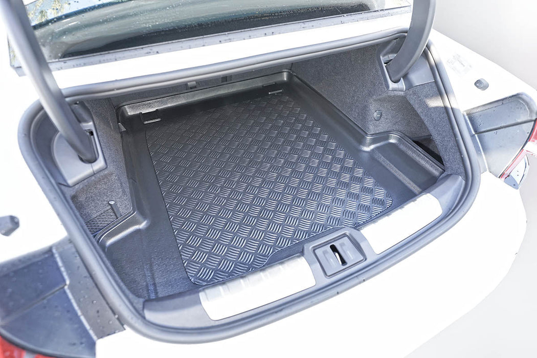 Tavita portbagaj Porsche Taycan electric fabricatie 01.2020 - prezent, caroserie sedan #1