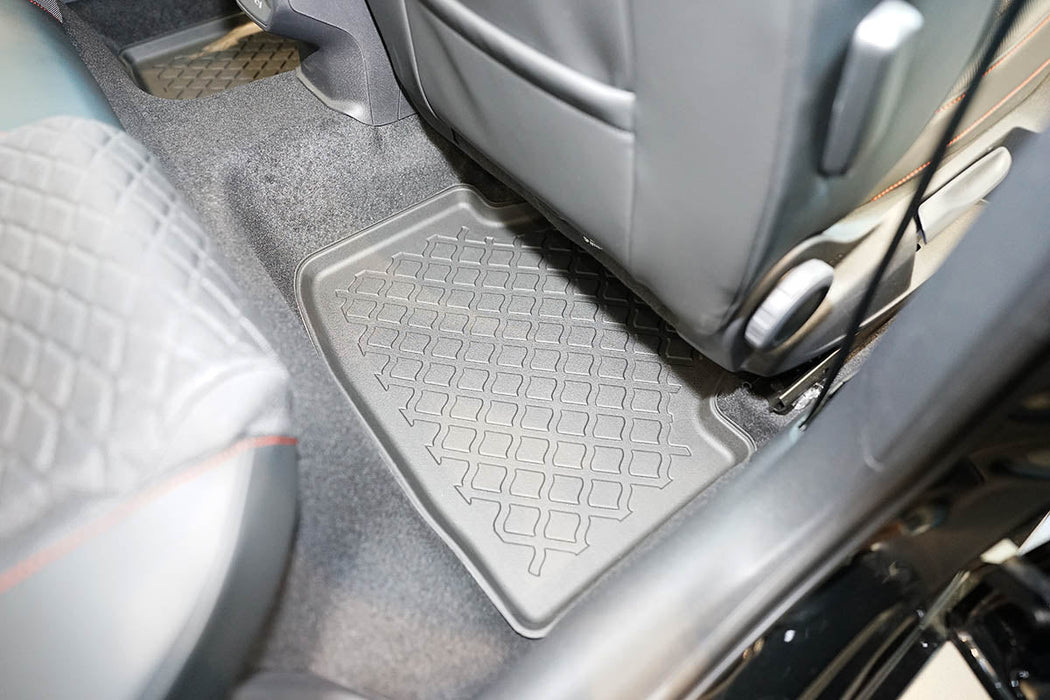 Covorase auto tip tavita Seat Leon e-Hybrid, an fabricatie 2020 - prezent, caroserie combi nu corespunde pentru mhev