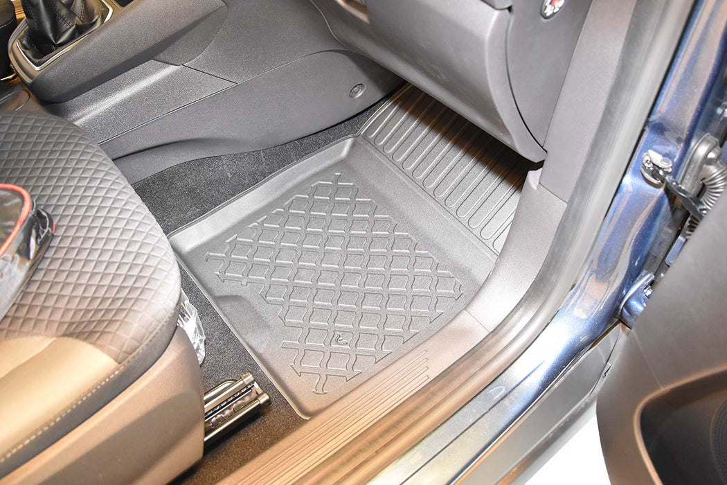 Covorase auto tip tavita Ford Tourneo Courier, an fabricatie 06.2014 - 09.2023, caroserie van 5 locuri, inclusiv facelift