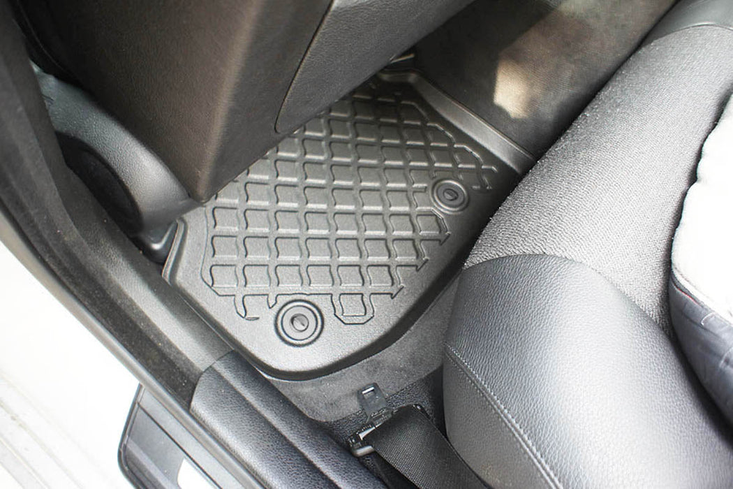 Covorase auto tip tavita BMW Seria 5 F10, an fabricatie 03.2010 - 2013, caroserie sedan inainte de facelift, cu x-drive