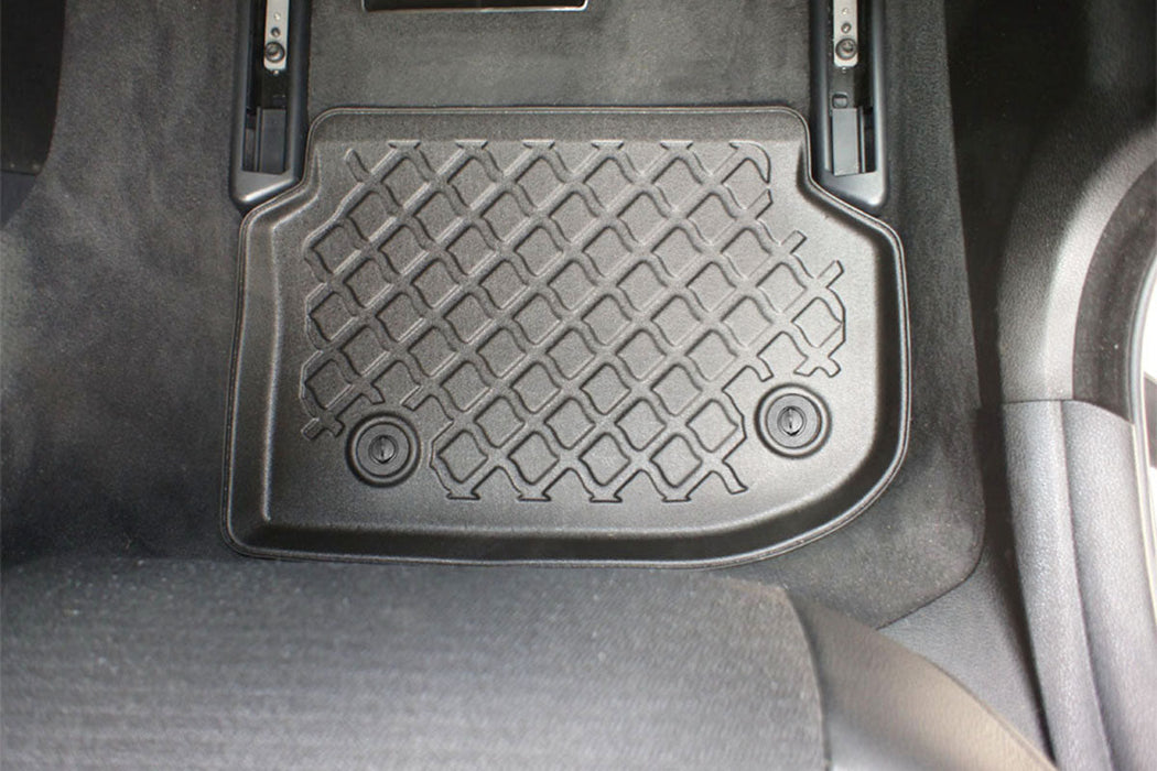 Covorase auto tip tavita BMW Seria 5 F10, an fabricatie 03.2010 - 2013, caroserie sedan inainte de facelift, cu x-drive