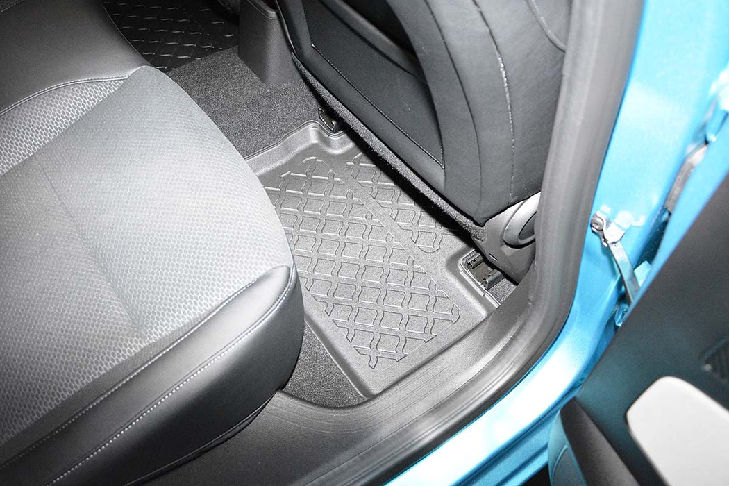 Covorase auto tip tavita Mitsubishi Colt VII Hybrid, an fabricatie 10.2023 - prezent, caroserie hatchback