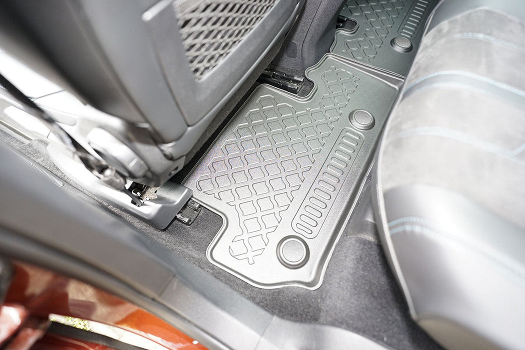 Covorase auto tip tavita Peugeot 3008 II, an fabricatie 11.2016 - 11.2023, caroserie suv inclusiv facelift, nu corespunde pentru hybrid si hybrid4, cu sistem focal hi-fi