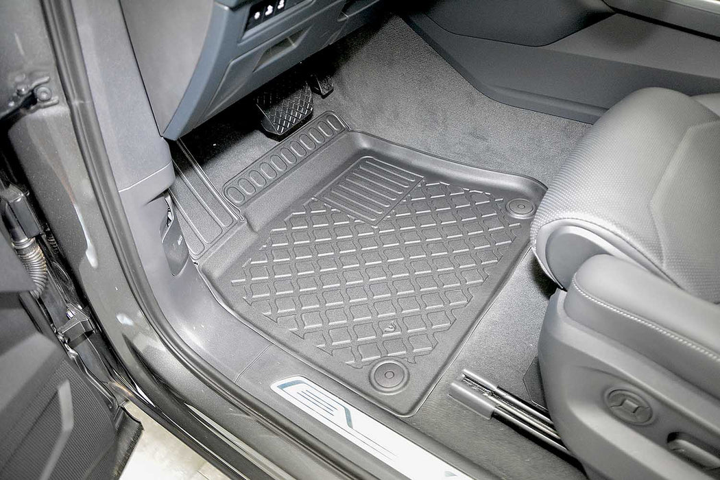 Covorase auto tip tavita Volkswagen Touareg III Facelift fabricatie 05.2023 - prezent, caroserie suv #1