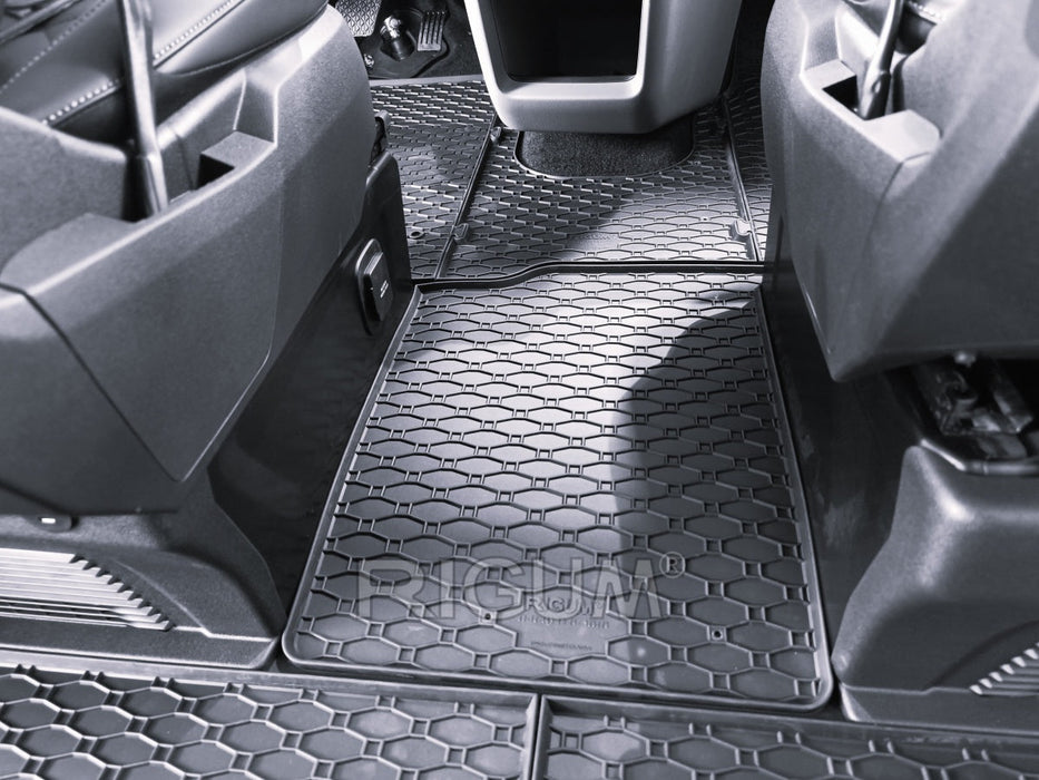 Covorase auto Ford Tourneo Custom II fabricatie 2024 - prezent, caroserie van, 2 locuri, tunel inclus #1
