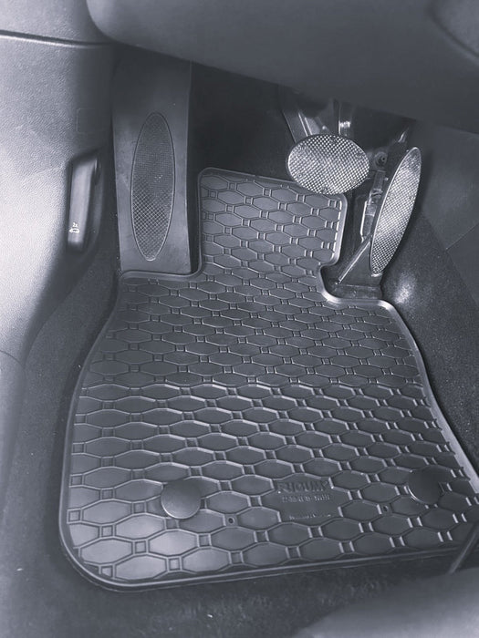 Covorase auto Mini Clubman II, an fabricatie 10.2015 - prezent, caroserie combi