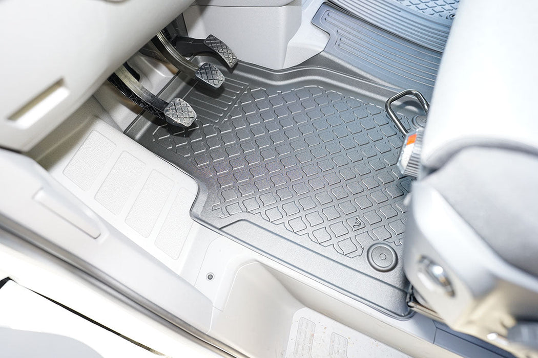 Covorase auto tip tavita Volkswagen Crafter II, an fabricatie 2017 - prezent, caroserie van 2-3 locuri, ampatament scurt si lung