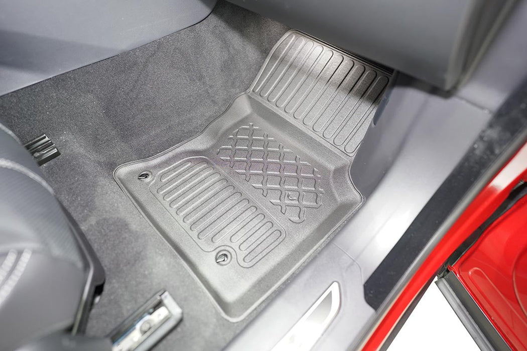 Covorase auto tip tavita Land Rover Range Rover Velar PHEV, an fabricatie 05.2020 - prezent, caroserie suv l560