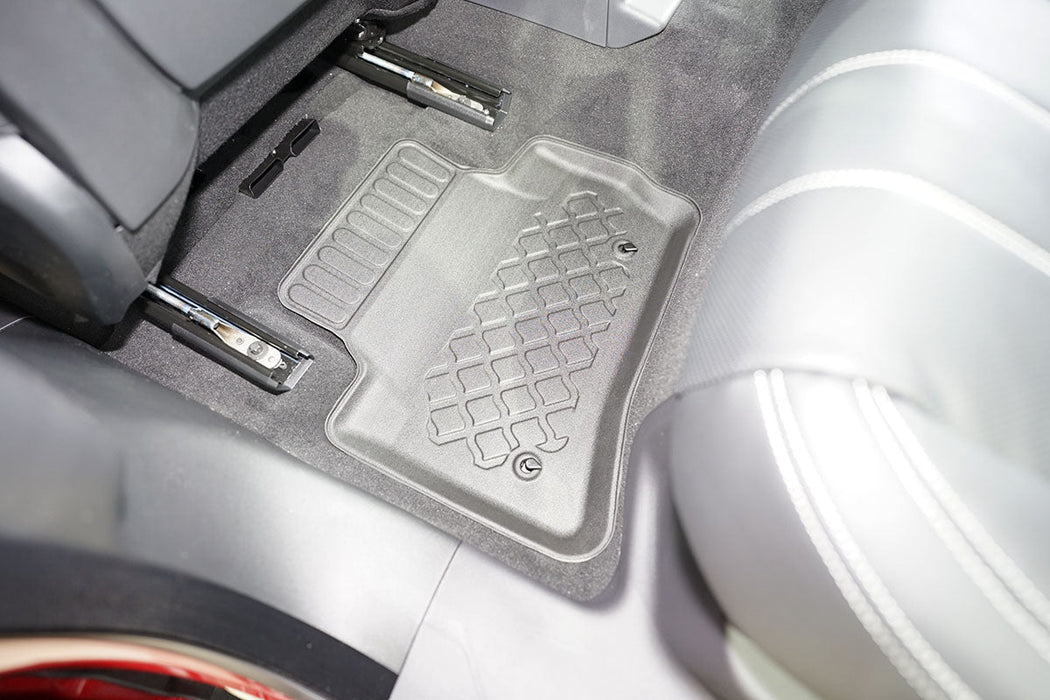 Covorase auto tip tavita Land Rover Range Rover Velar PHEV, an fabricatie 05.2020 - prezent, caroserie suv l560
