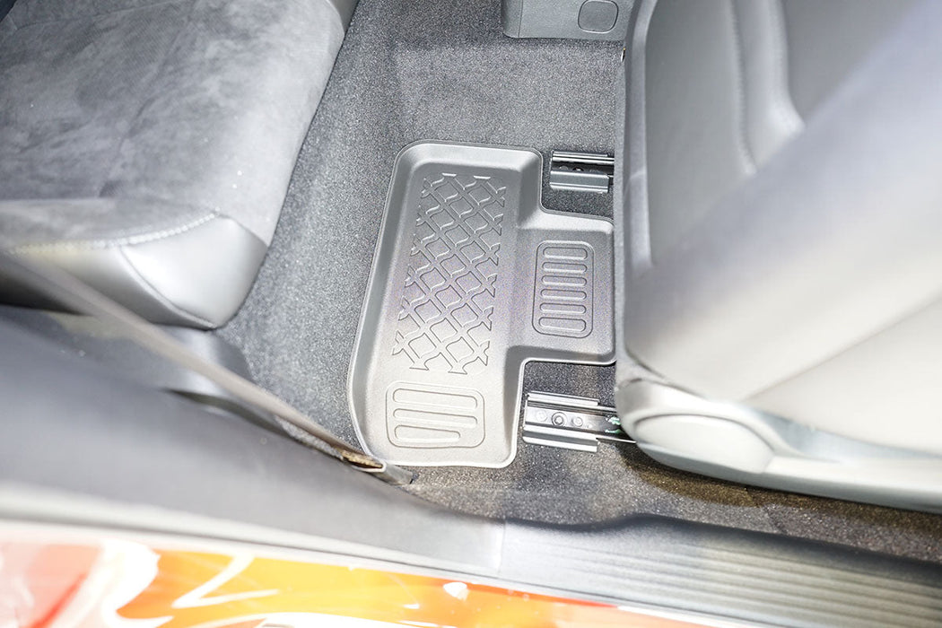 Covorase auto tip tavita Dodge Challenger III Facelift, an fabricatie 2014 - prezent, caroserie coupe