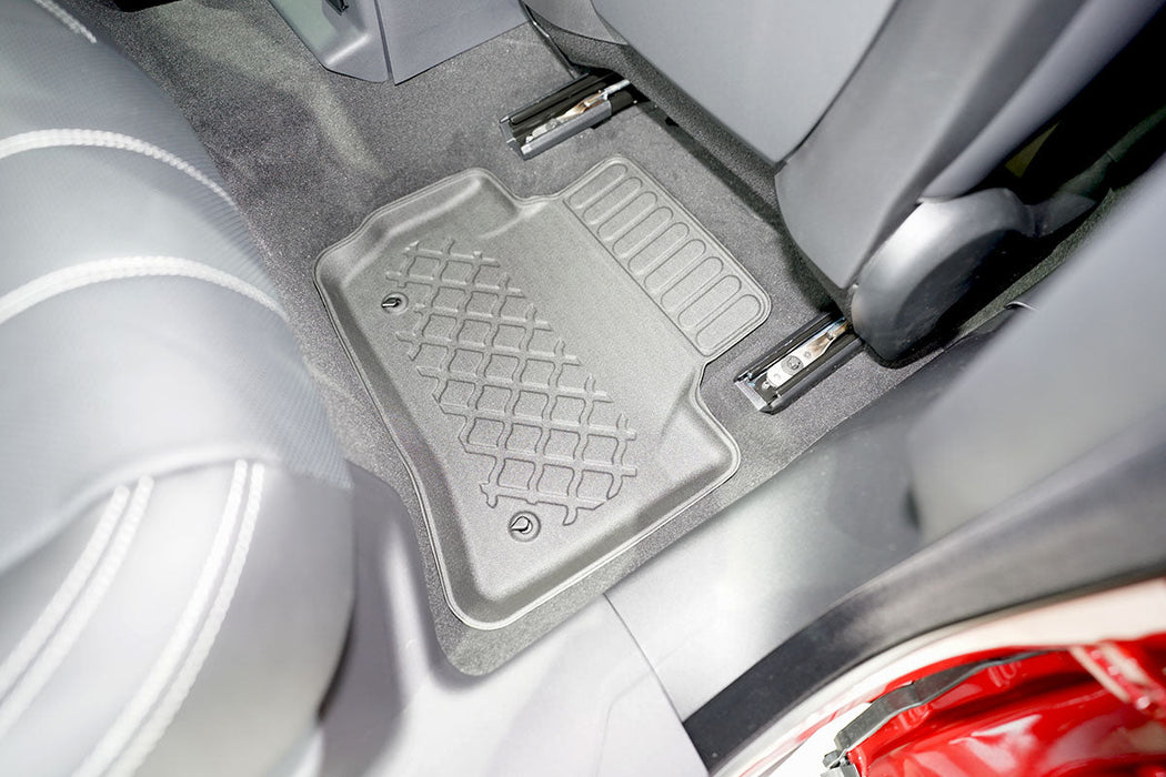 Covorase auto tip tavita Land Rover Range Rover Velar PHEV, an fabricatie 05.2020 - prezent, caroserie suv l560