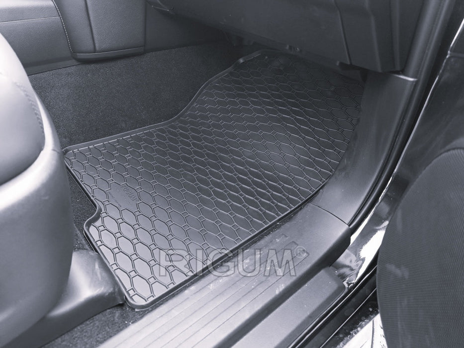 Covorase auto Toyota Land Cruiser 150, an fabricatie 11.2009 - prezent, caroserie suv 5 locuri