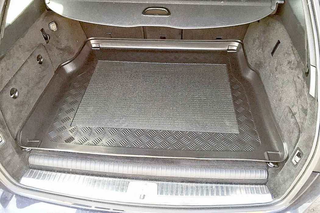 Tavita portbagaj Mercedes C-Class W205 e-PHEV fabricatie 03.2015 - 02.2021, caroserie combi, nu corespunde pentru mHEV #1