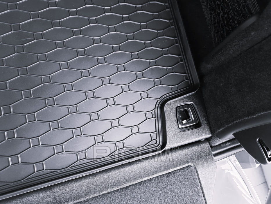 Tavite portbagaj BMW X7 G07, caroserie suv, an fabricatie 03.2019 - prezent