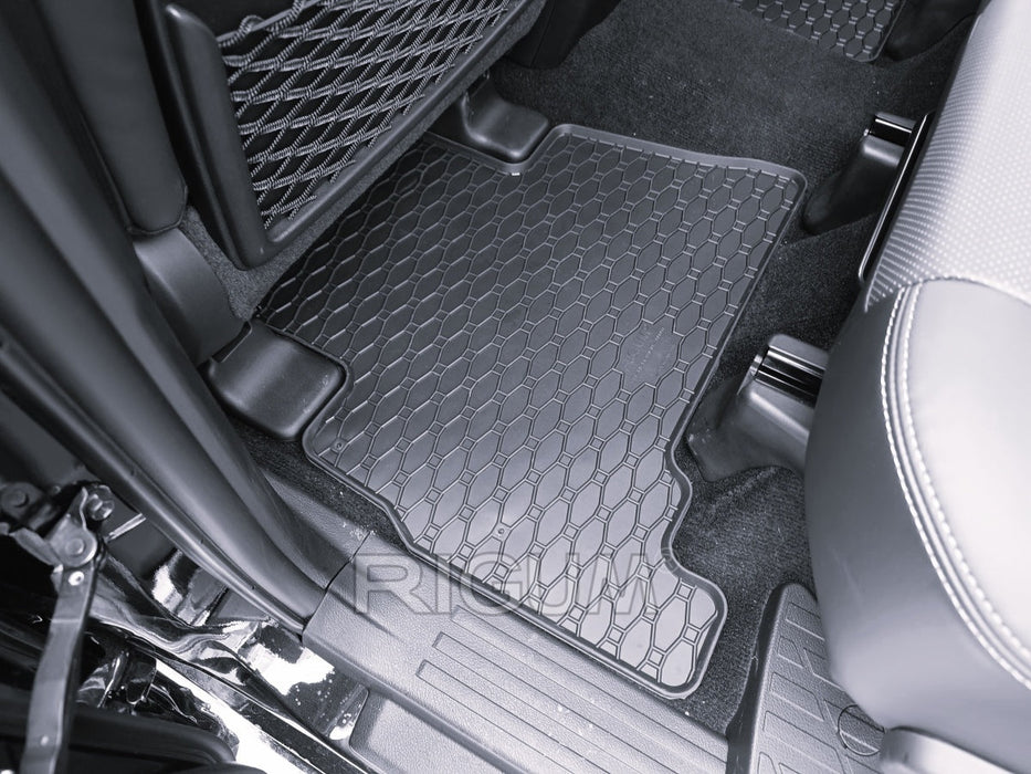 Covorase auto Toyota Land Cruiser 150, an fabricatie 11.2009 - prezent, caroserie suv 5 locuri