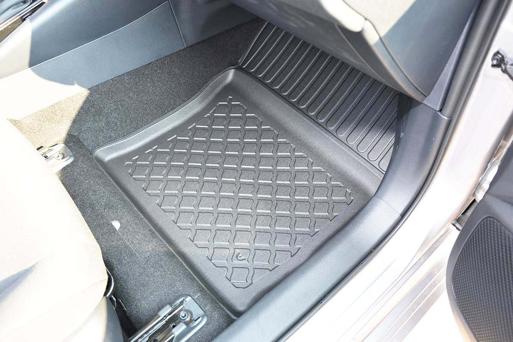 Covorase auto tip tavita Toyota Corolla Hybrid, an fabricatie 2019 - prezent, caroserie sedan
