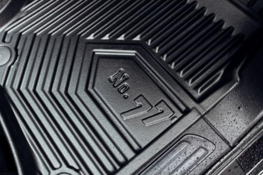 Covorase auto tip tavita Lexus IS II, an fabricatie 12.2005 - 05.2013, caroserie sedan nu corespunde pentru 4x4