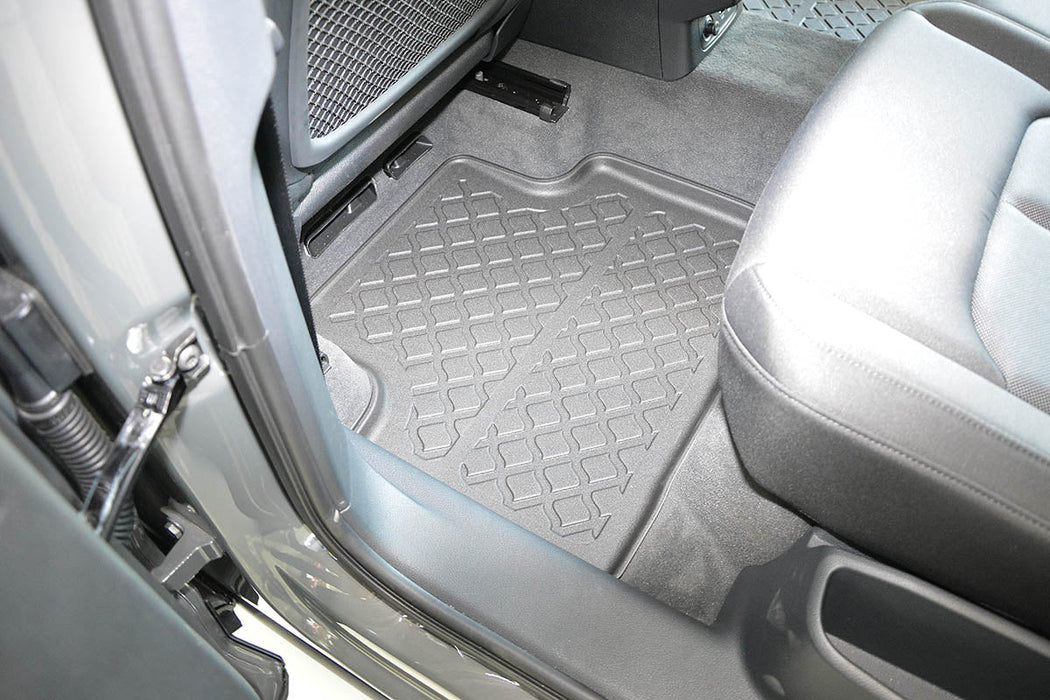 Covorase auto tip tavita Audi Q3 II, an fabricatie 08.2018 - prezent, caroserie suv