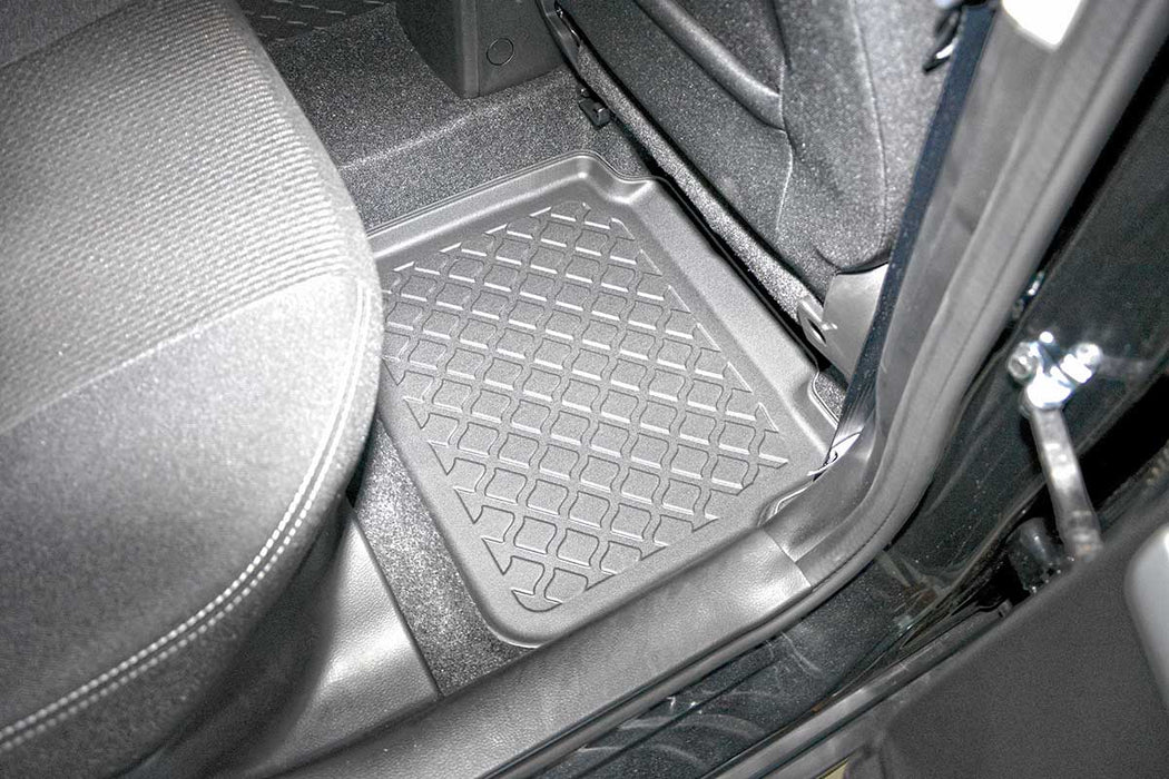 Covorase auto tip tavita Suzuki SX4 S-Cross Hybrid, an fabricatie 02.2020 - prezent, caroserie suv