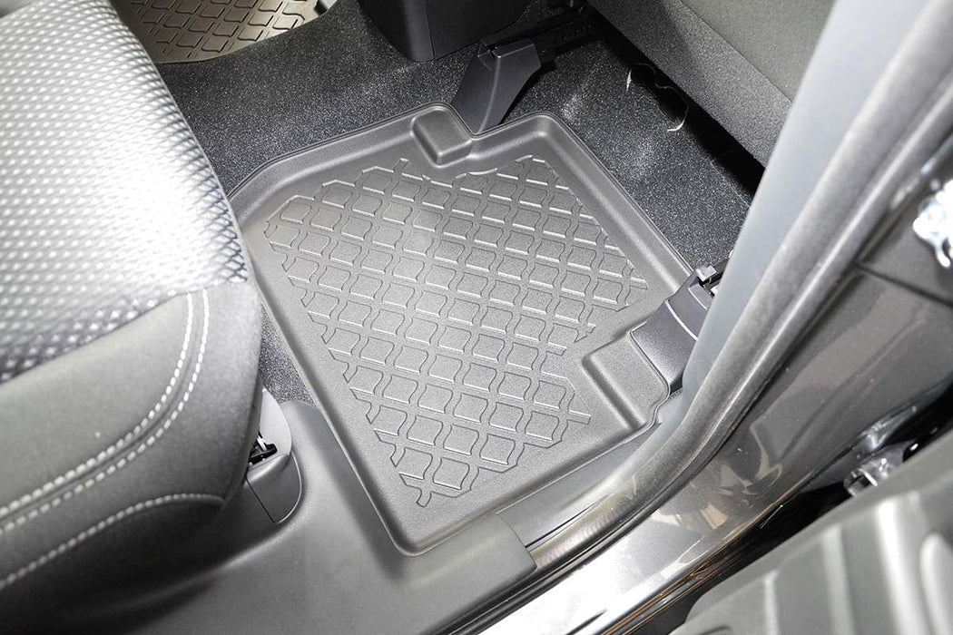 Covorase auto tip tavita Mitsubishi Outlander III, an fabricatie 09.2012 - prezent, caroserie suv nu corespunde pentru hybrid, fara rand 3