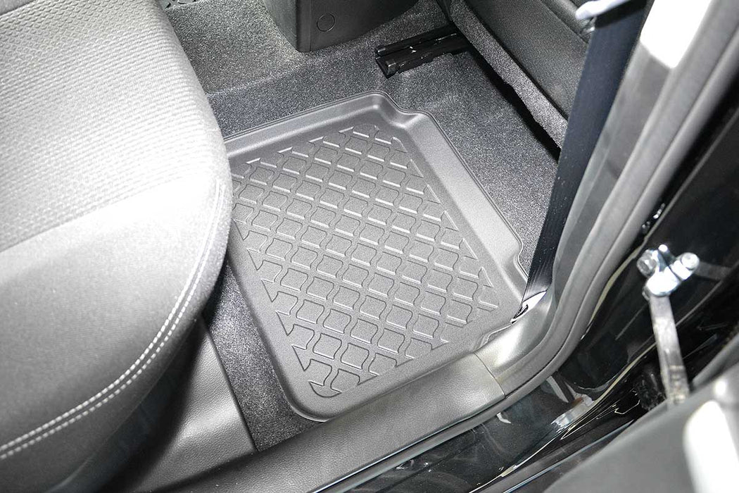 Covorase auto tip tavita Suzuki SX4 S-Cross Hybrid, an fabricatie 02.2020 - prezent, caroserie suv