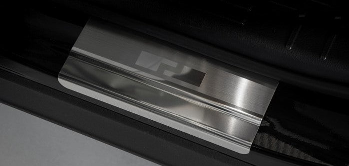 Protectie praguri usi inox Toyota Highlander Hybrid fabricatie 01.2021 - prezent, caroserie suv #1